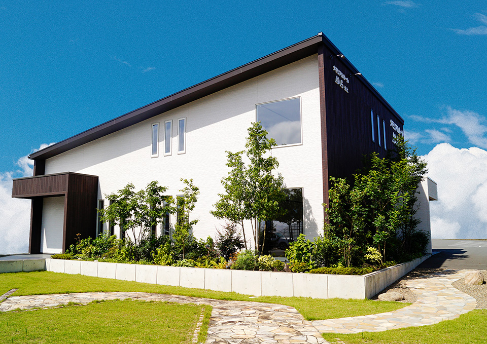 株式会社ゆらの自社式場「メモリアルホールゆら氷上」の外観